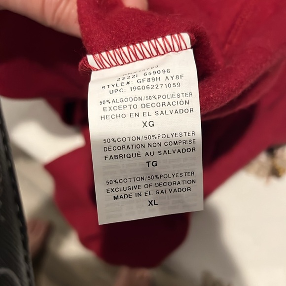 Mens Cozy up with this champion hoodie, cranberry in color with camo writing - Picture 11 of 12